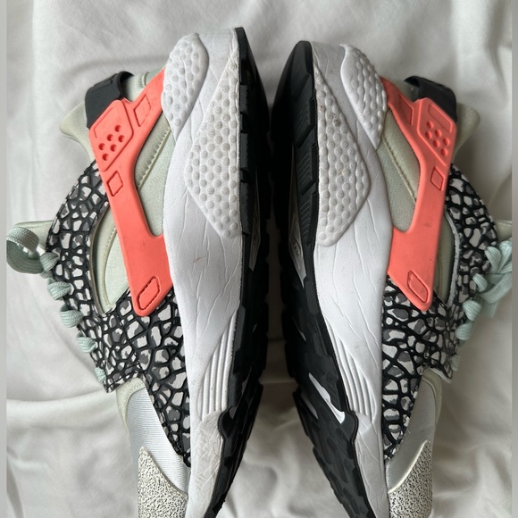 Nike Air Huarache Run Pure Platinum | SZ 9 - Picture 2 of 6